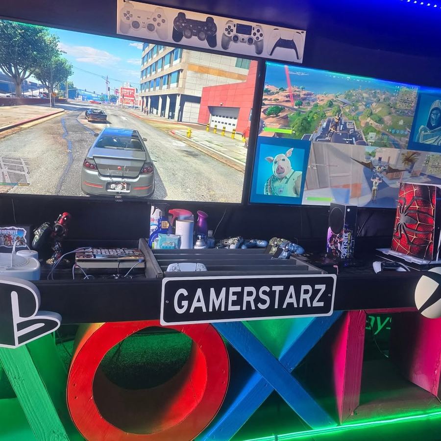 Kids enjoying video games in High Desert gaming truck